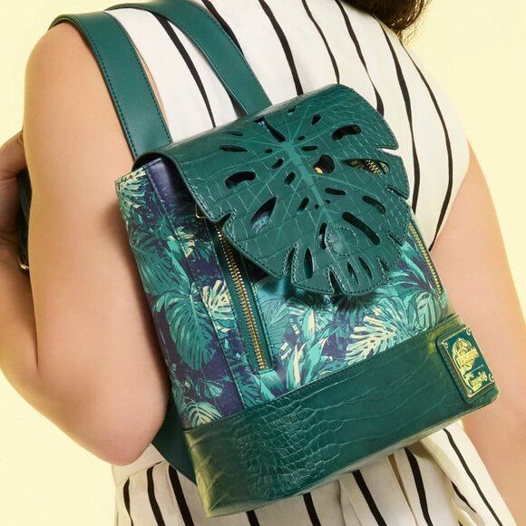 Loungefly Jurassic World Jungle Velociraptor Glow Drawstring Mini Backpack NWT main image 7